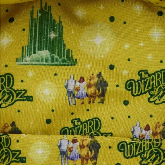 Exclusive Loungefly Wizard of Oz Emerald City GITD Mini Backpack and Wallet Set - Picture 15 of 15